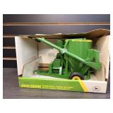 John Deere Grinder Mixer