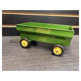 John Deere Flare Box Wagon