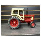 International Farmall 1066 Turbo Toy Tractor