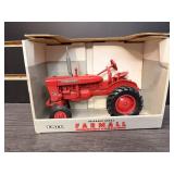 International Farmall 140 Toy Tractor