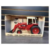 International 1586 Tractor w/ Endloader