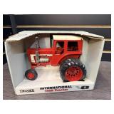 International 1468 Toy Tractor