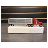 Diecast 1/64 scale cattle pot semi truck