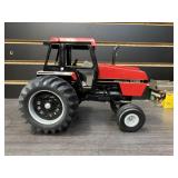 Case International 2594 Toy Tractor