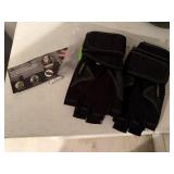 Fingerless lifting gloves