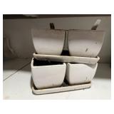 White planter sets (2)