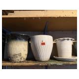 Flower pots (3)