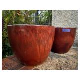 Matching red flower pots (2)
