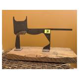 Metal cat sculpture