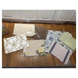 Table linens, table cloth, placemats