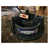 E-Z Tree Stand