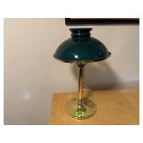 Desk lamp