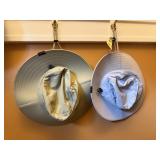 Brimmed sun hats (2)