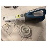 Black & Decker 16 volt hand vacuum