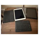 Apple I Pads (2), keyboard,