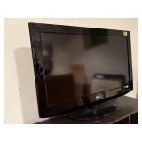 LG 32" television