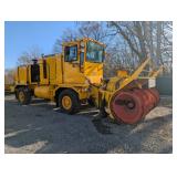 1994 Oshkosh HB2518 Snow Blower Miles - 1,191 1994 Oshkosh HB2518 Snow Blower Miles - 1,191
