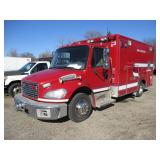 2006 Freightliner Ambulance Miles - 131,104 2006 Freightliner Ambulance Miles - 131,104