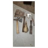 hammer, powder flask, chisel