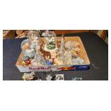animal figurines