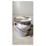 enamelware pot
