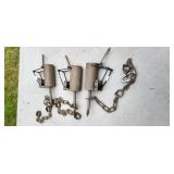 racoon paw traps