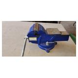 5' bench vise