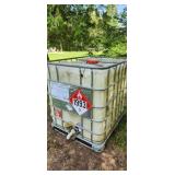 tote in cage