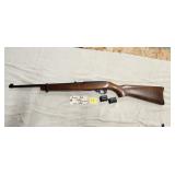 Ruger 10/22  with 2 extra clips