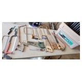 tote and saws