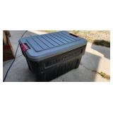 Rubbermaid Action Packer tote