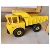 Mighty Tonka dump truck