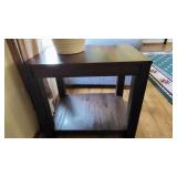 end table  20x26x24