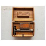 vtg Gillette razor in wooden case