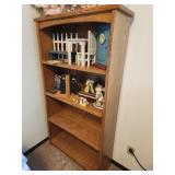 nice wooden shelf, contents not included