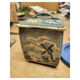 man vtg West German tin