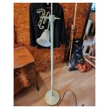 vtg standing lamp