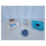 Assorted novelty ashtrays