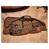 Vintage Darton USA compound bow, comes with