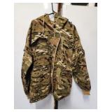MENS CAMO ZIPPERED HOODED JACKET, SIZE L