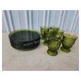 13 pieces vintage green glassware, six glasses, 7