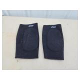 Pair of Asics wrestling knee pads, size medium