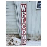 DECORATIVE WOODEN WELCOME SIGN