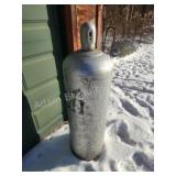 100 POUND PROPANE TANK