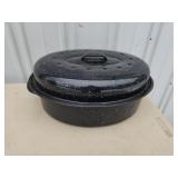 Vintage black granite 16-in oval roasting pan