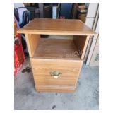 MODERN PRESSBOARD SINGLE DOOR END TABLE