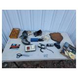 Assorted vintage collectibles, etc
