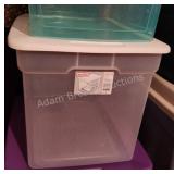 Sterilite 73 quart Clearview storage tote