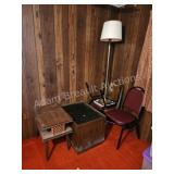 6 pieces assorted vintage furniture, must take