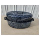 Vintage blue Granite 16-in oval roasting pan
